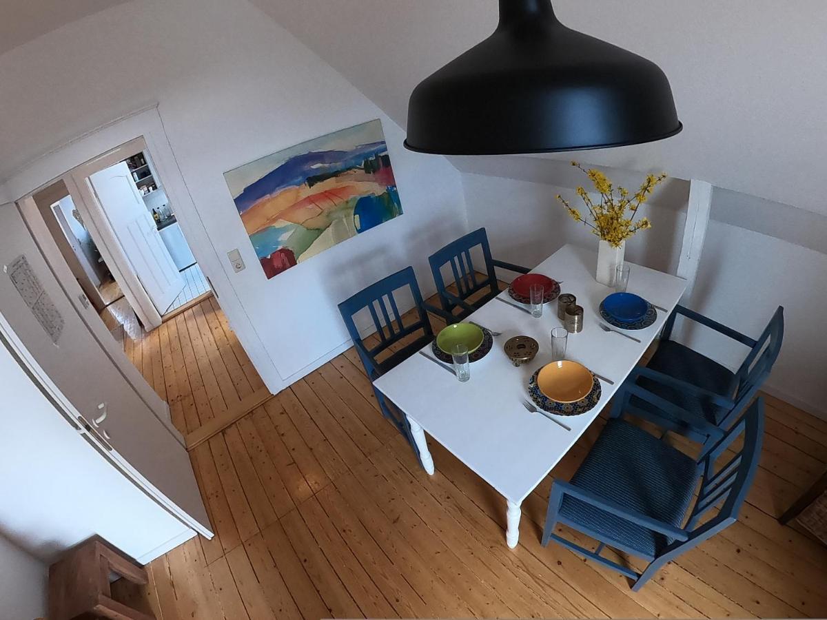 Zentrale Grosse Ferienwohnung -94Qm- Oldenburg - Bettwaesche Und Handtuecher Sind Vorhanden Ngoại thất bức ảnh